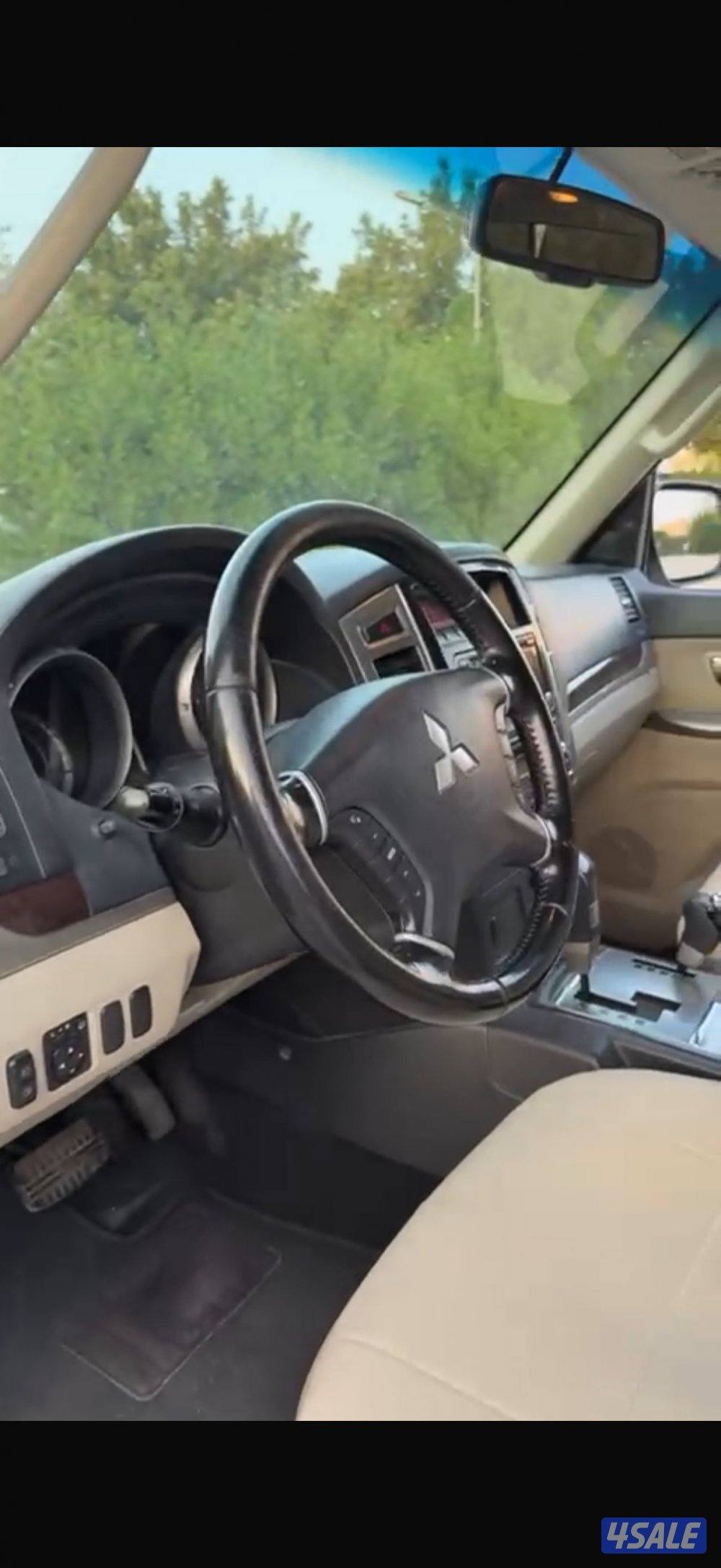 للبيع باجيرو 2019شرط الفحص قير مكينه شاص في قطعتين تجميليه المكينه350014