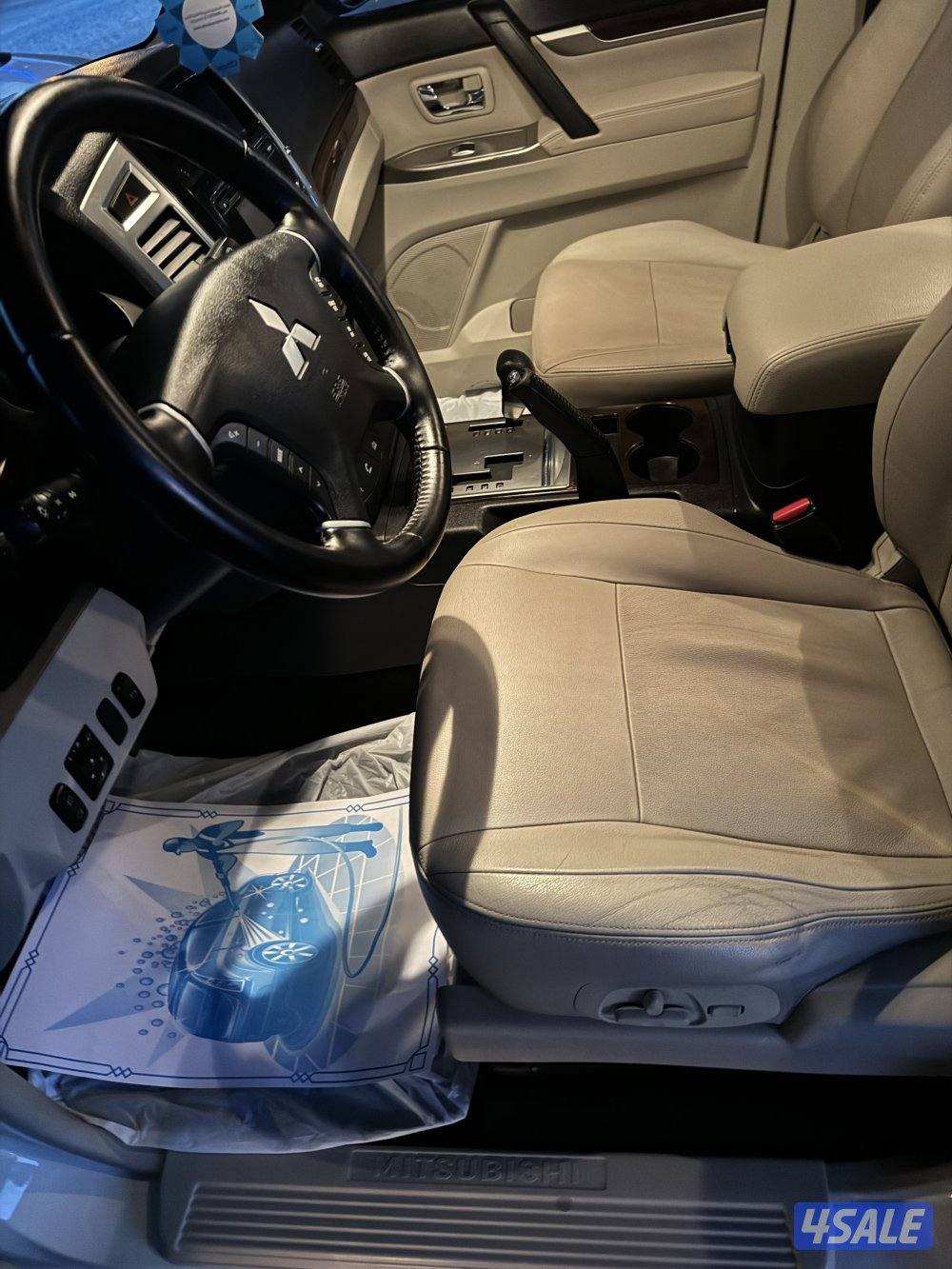 للبيع باجيرو موديل 2017 صبغ الوكاله6