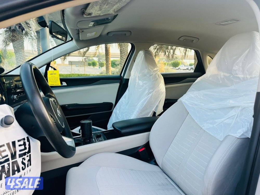 للبيع K5 موديل 2021 بحالة الوكاله3