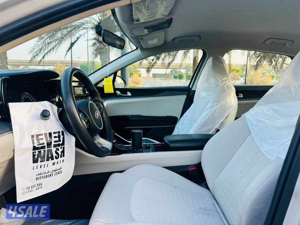 للبيع K5 موديل 2021 بحالة الوكاله4