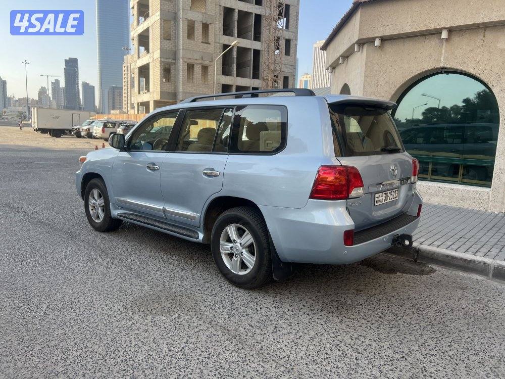 لاندكروزر 2013  8 سلندر تماتيك  شرط الفحص2