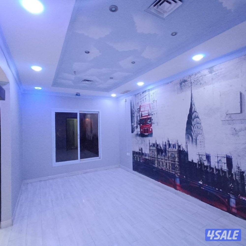 شقةغرفةصالةسوبرلوكس حمام مطبخ كبيرباركية ورق جدران مصفط متوفرة0