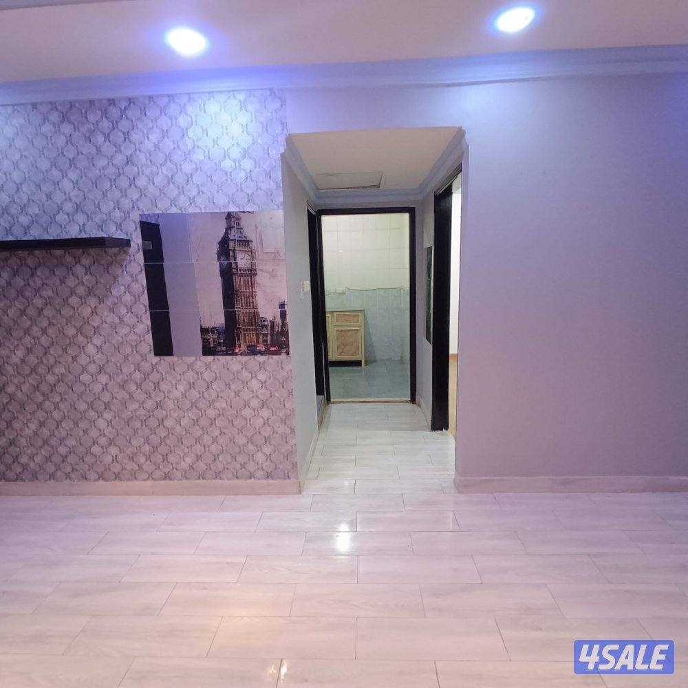 شقةغرفةصالةسوبرلوكس حمام مطبخ كبيرباركية ورق جدران مصفط متوفرة4