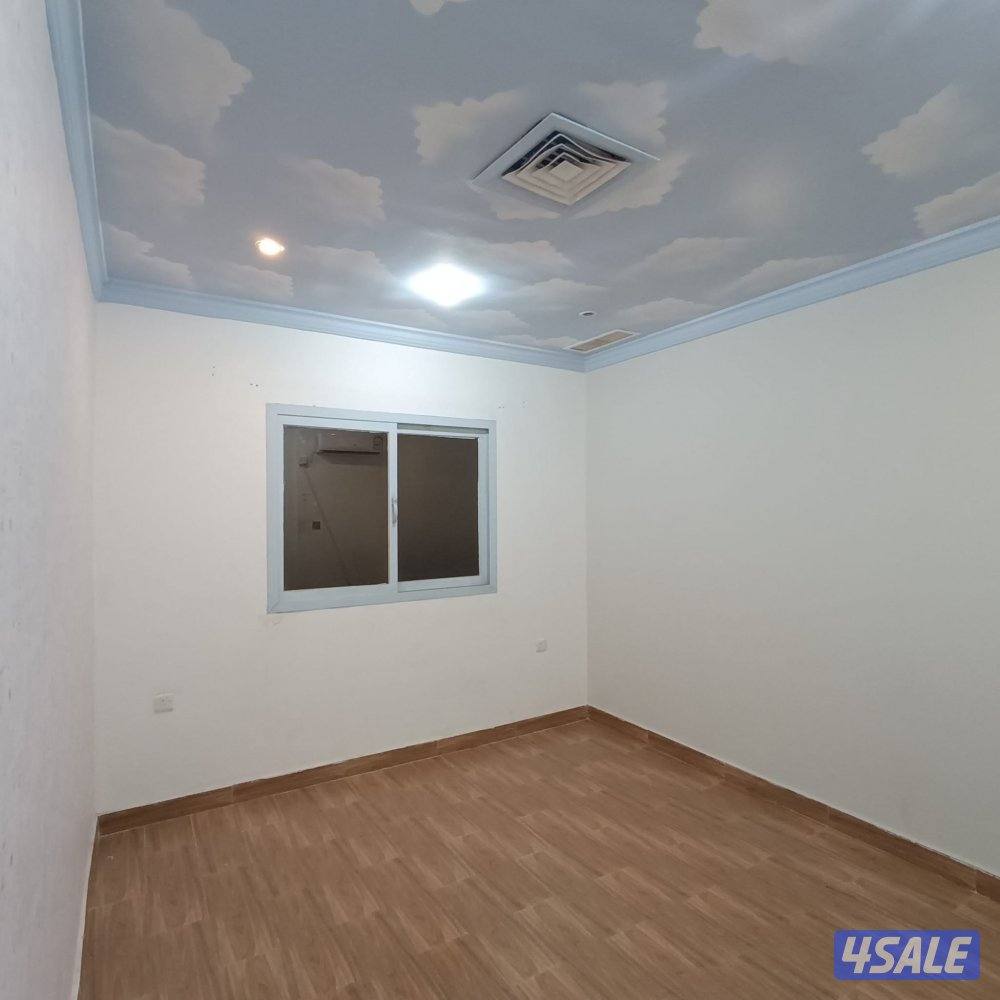 شقةغرفةصالةسوبرلوكس حمام مطبخ كبيرباركية ورق جدران مصفط متوفرة5