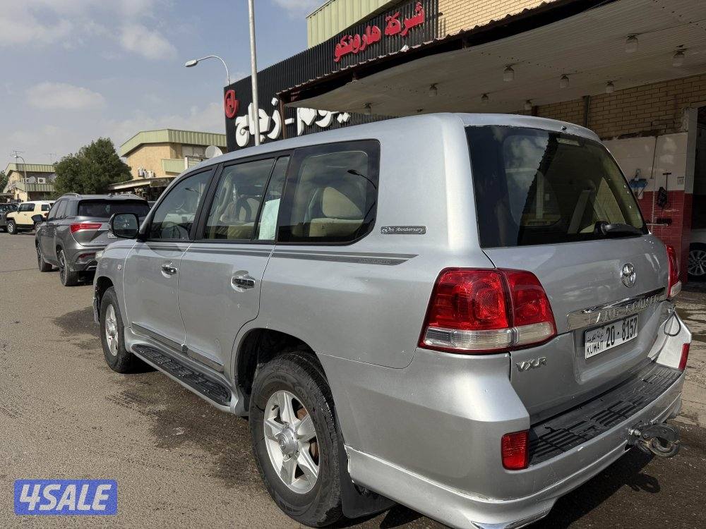 للبيع لاندكروز  GXR وارد قطر v6 شرط الفحص قير مكينه شاصي 20103