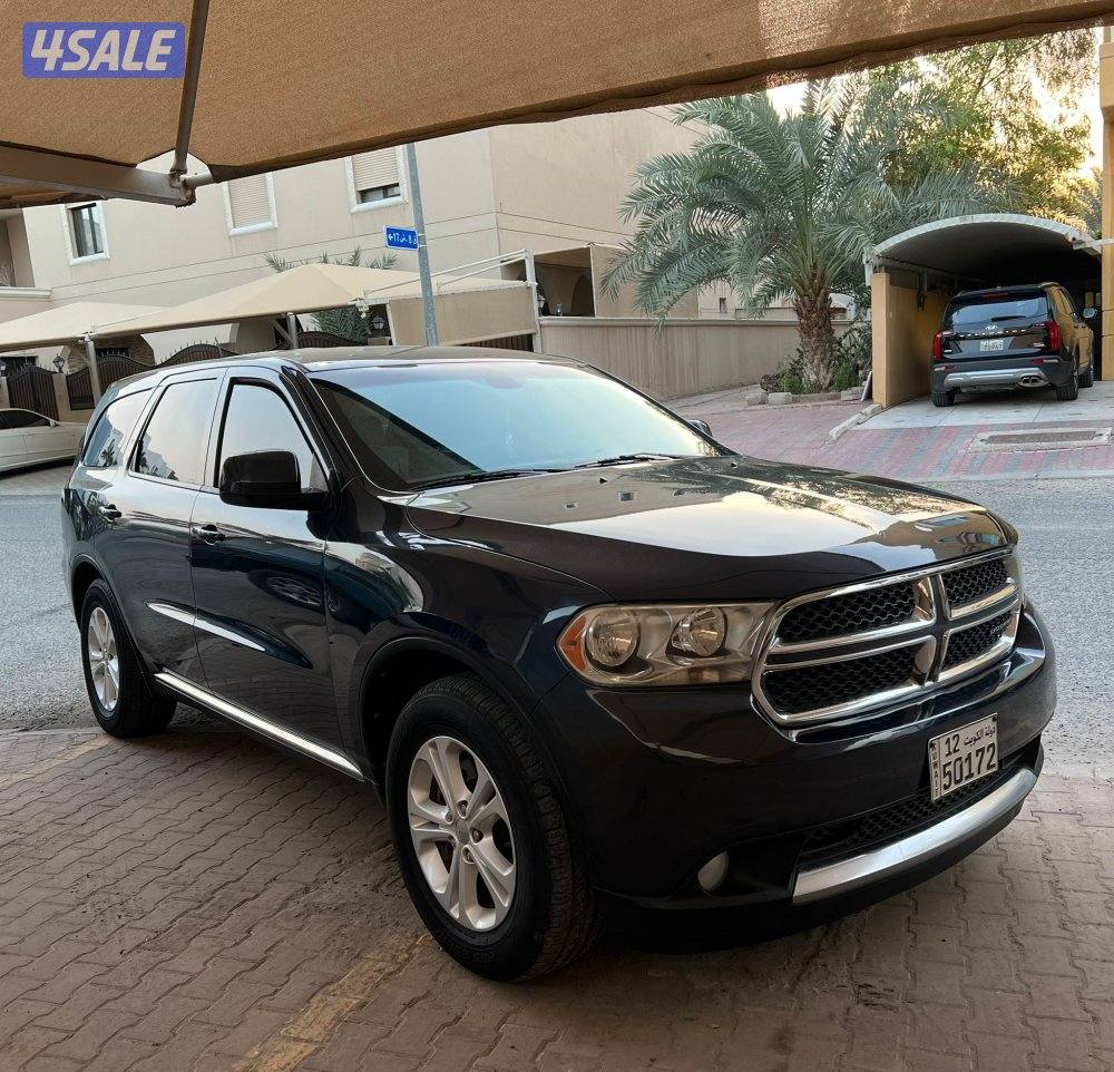 للبيع دودج دورانجو V6/موديل ٢٠١٣/صبغ الوكالة/شرط الفحص/الجابرية0