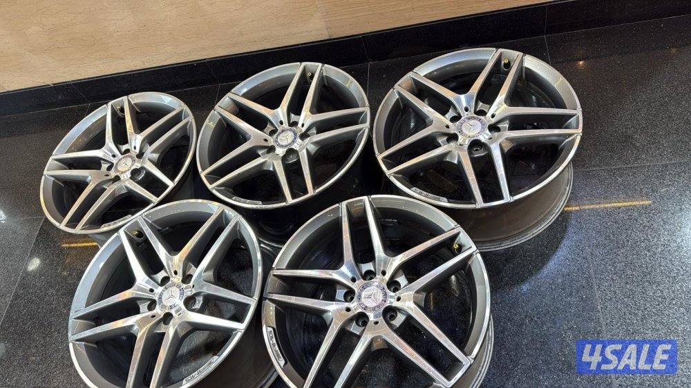 للبيع 5 رنجات مقاس 19 عرضين شرط الفحص والسعر نهائي 2501