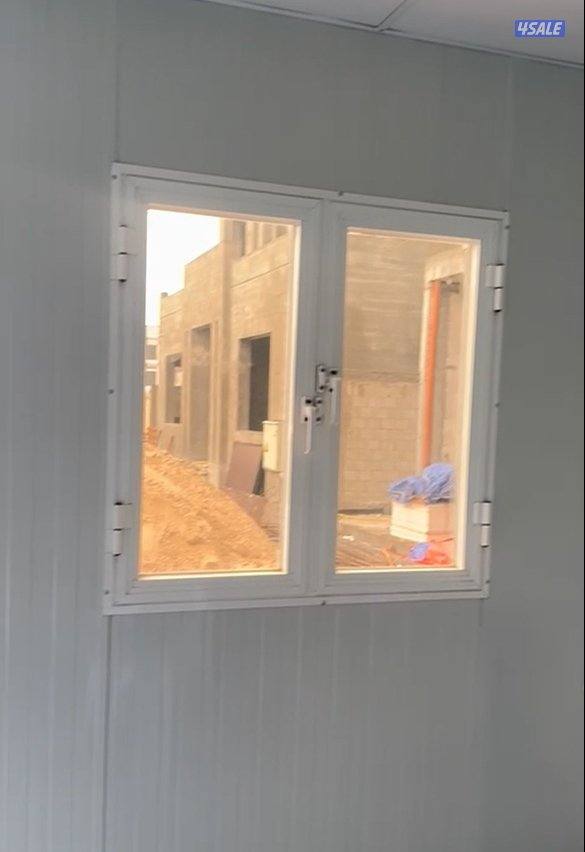 فرصة لا تعوض مكتب جاهز كيربي مع مكيف حديث للبيع4