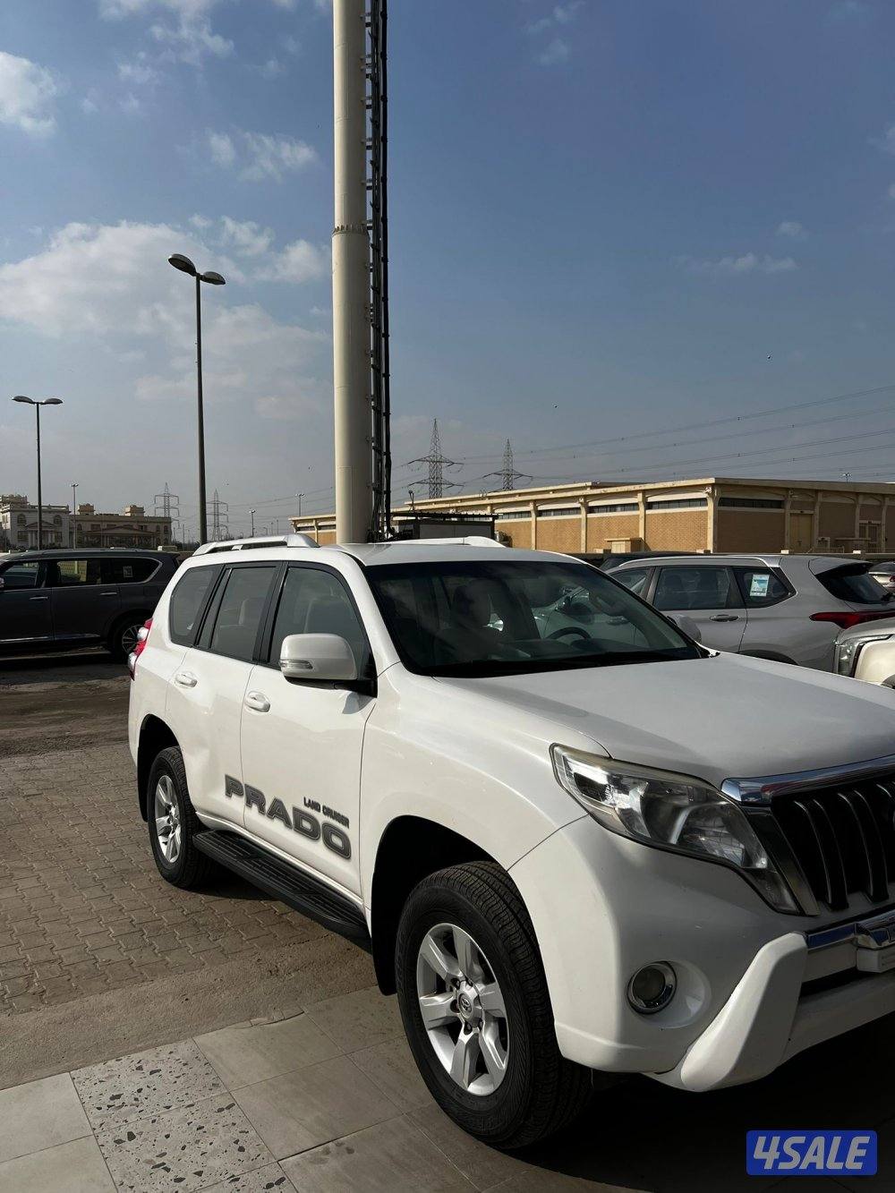 صبغ الوكاله ماشي270الف صبغ الوكالة والفحص موجود بصور موديل2014 ثلاجه1