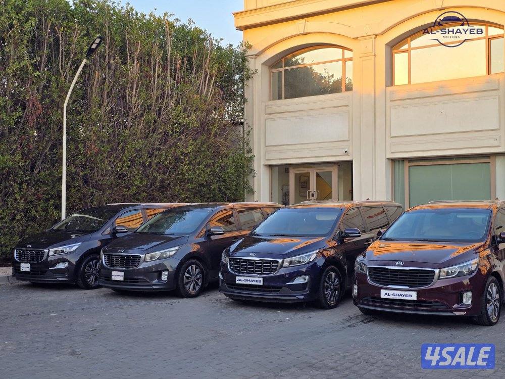 كيا كارنفال موديلات مختلفة1