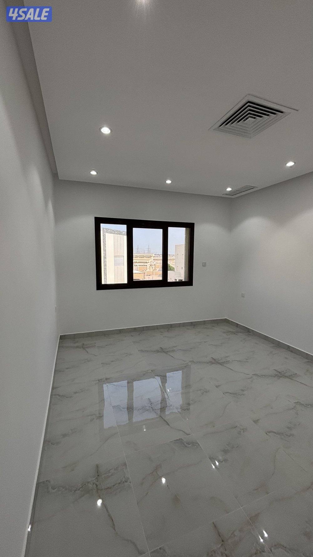 للاجار شقة في جابر الاحمد جديده12