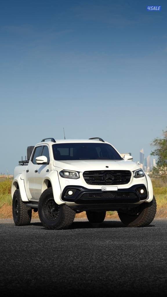 للبيع وانيت مرسيدس X350D2