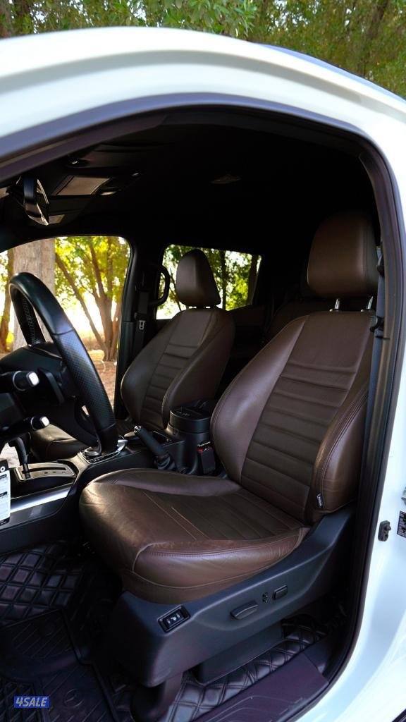 للبيع وانيت مرسيدس X350D6