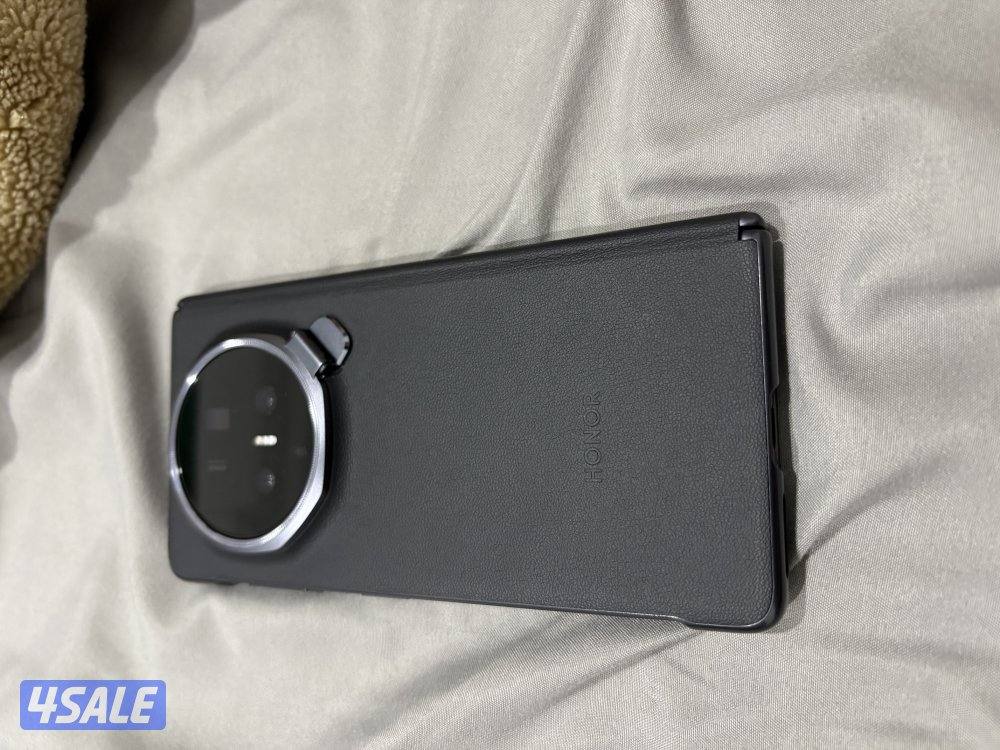 HONOR MAGIC V5 للبيع1