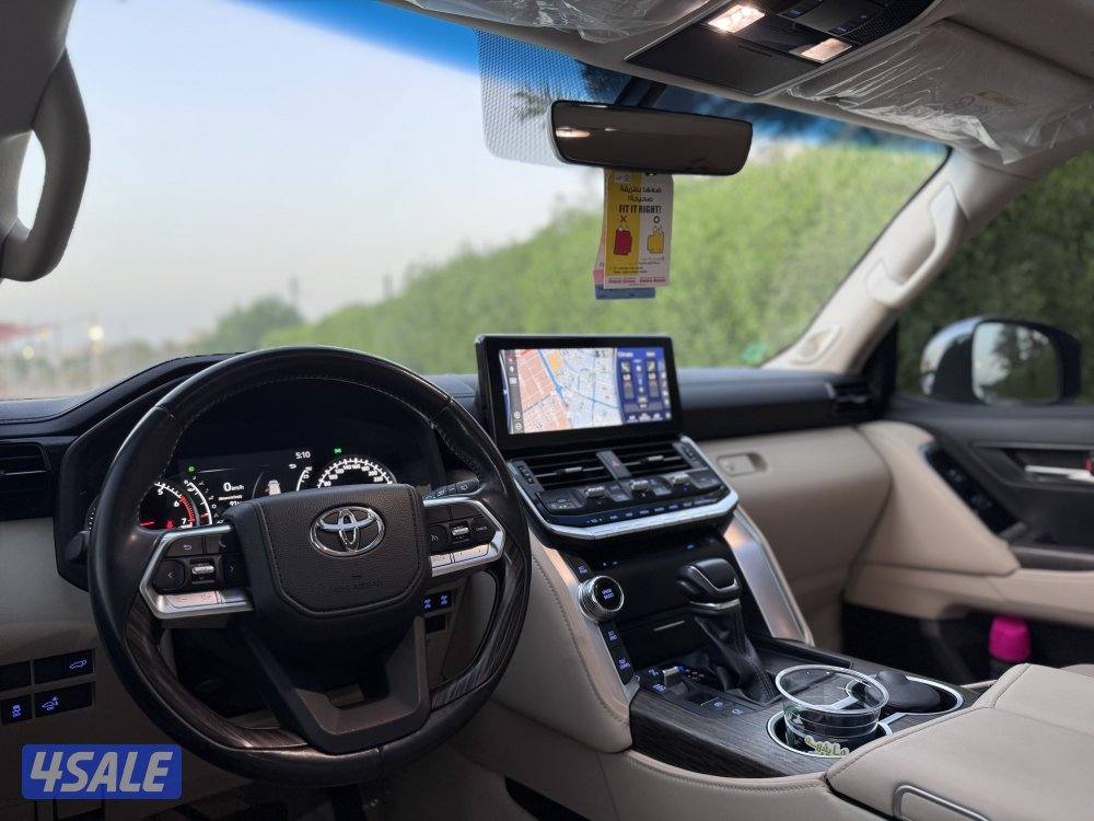 لاندكروزر 2022 VX ماشي 38 الف3