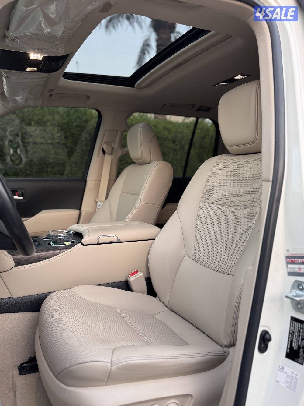 لاندكروزر 2022 VX ماشي 38 الف5