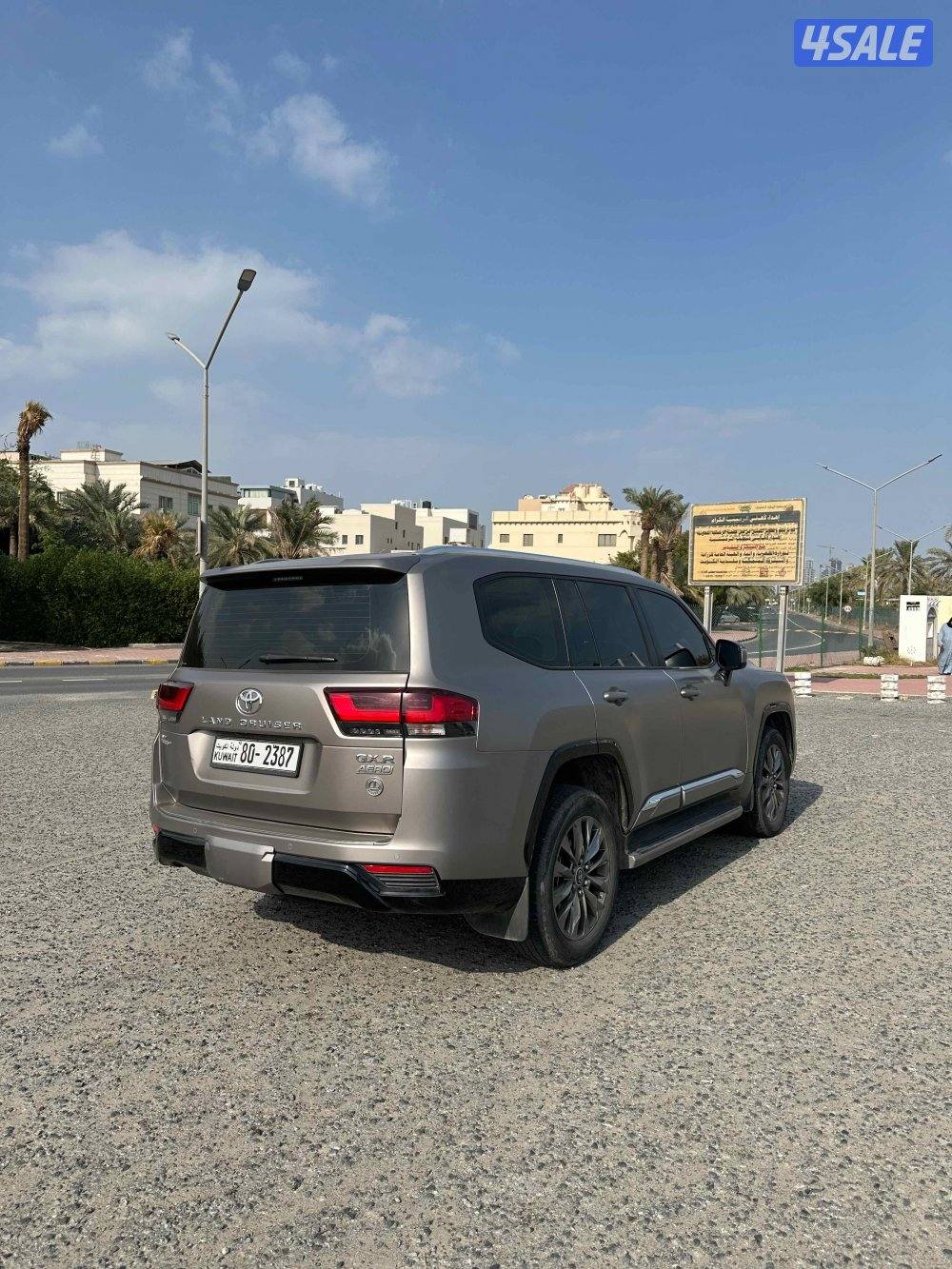لاندكروزر 2023 Aero Twin Turbo GXR صبغ الوكالة كامل المواصفات3