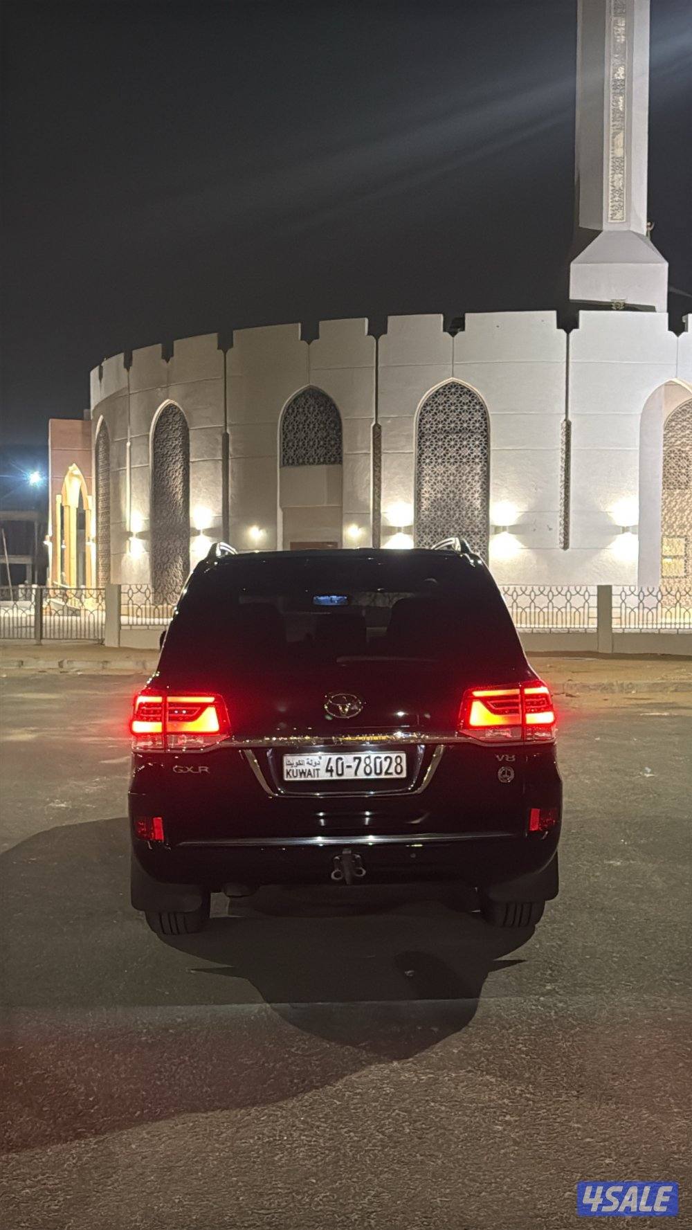 لاندكروزر  الساير سيرفس وكالة 2019GXR5