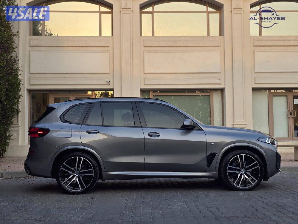 BMW X5 i40 2024 عداد 18 الف فقط صبغ الوكالة6