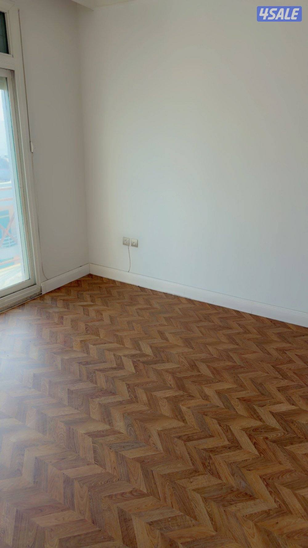 شقه الشعب البحري ويوجد استوديوهات غرفه حمام مطبخ تحضيري3