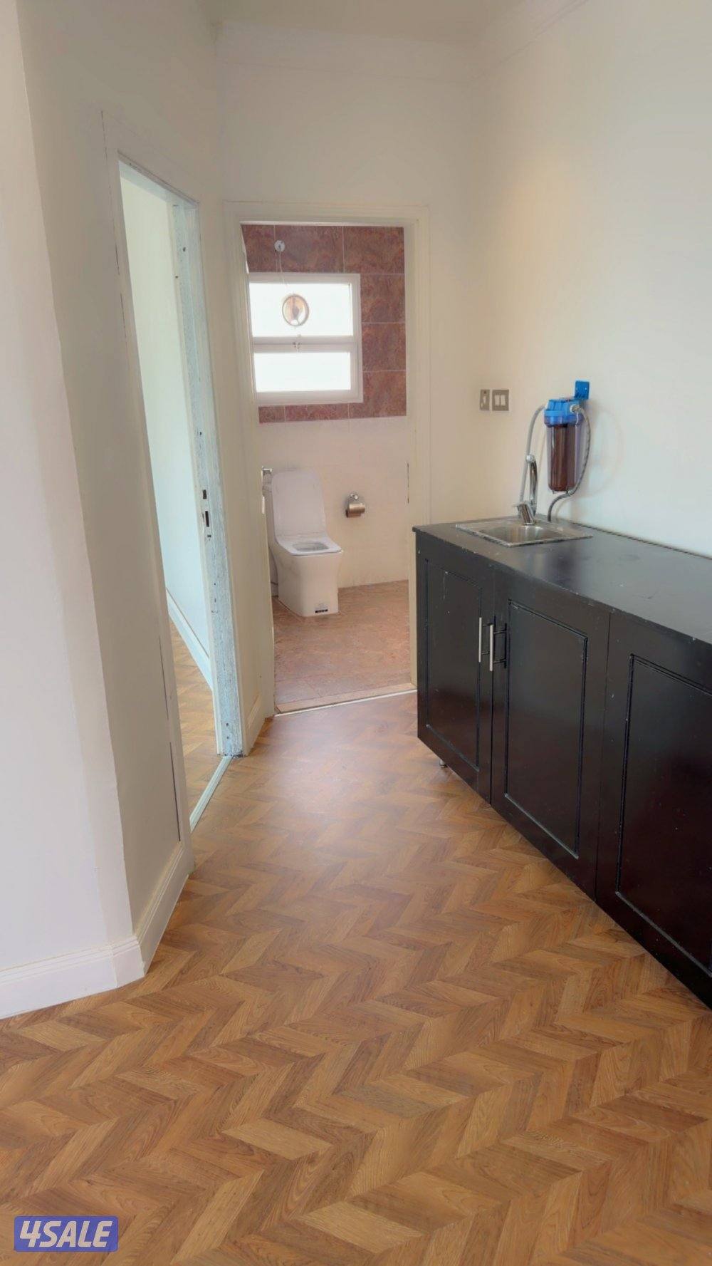 شقه الشعب البحري ويوجد استوديوهات غرفه حمام مطبخ تحضيري6