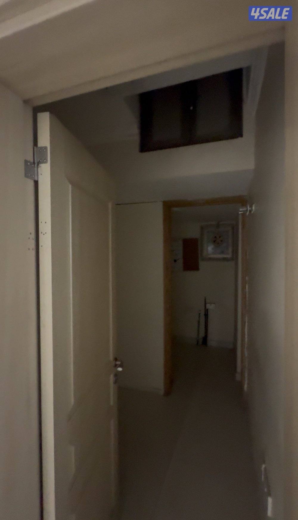 متوفر 2 دور تجاري بعماره استثماري مساحه الدور 400 متر0