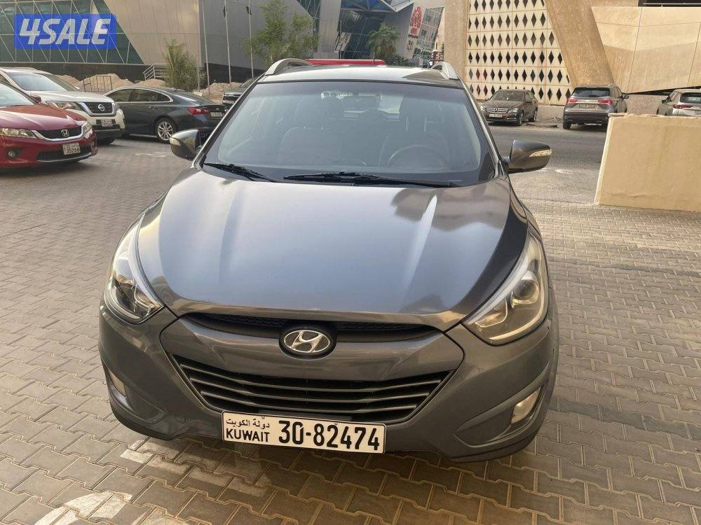 هيونداي توسان ٢٠١٦ بحاله ممتازه جدا ٢٠٠٠ سي سي عداد ١١٩ ألف0