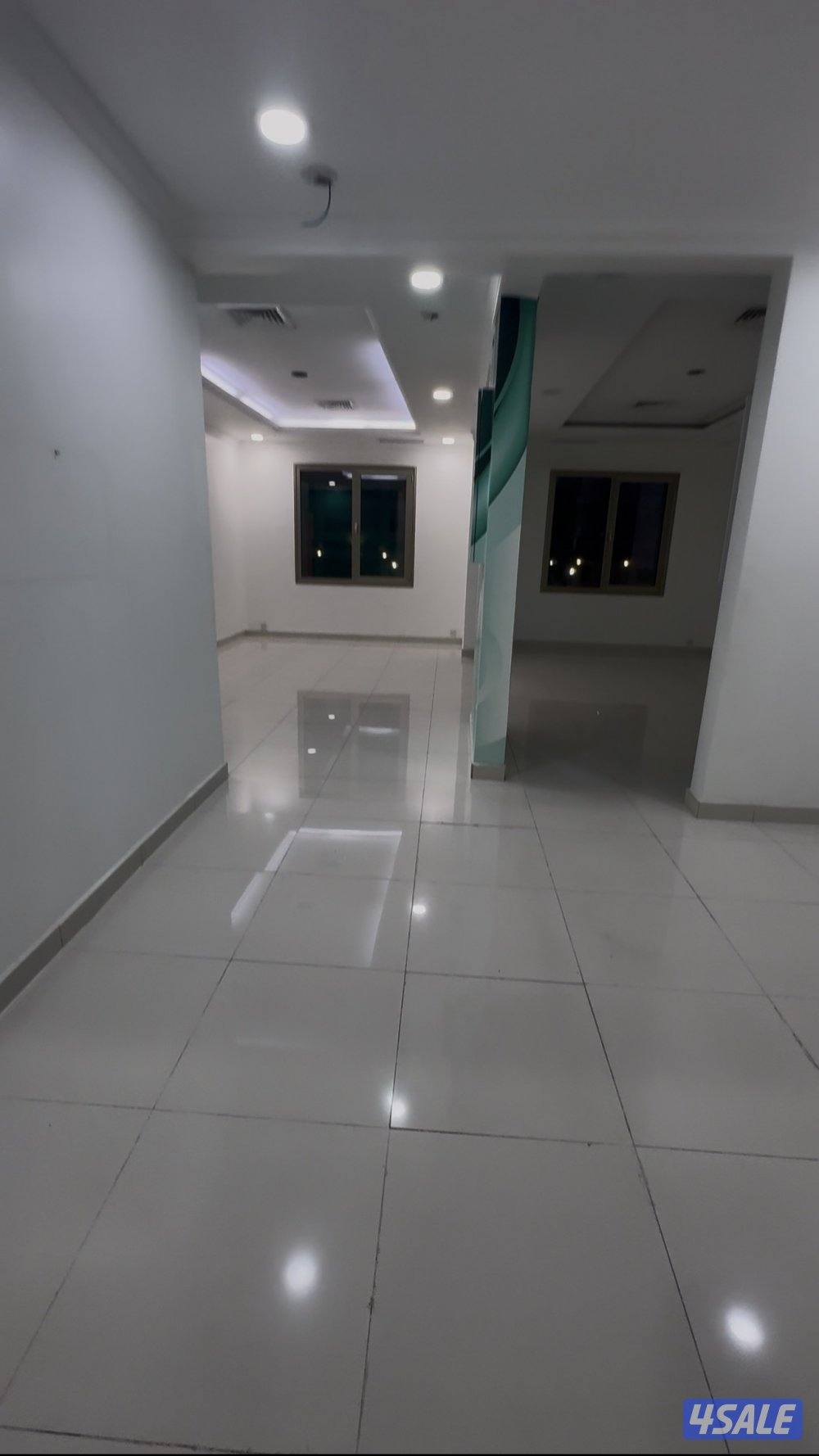 متوفر 2 دور تجاري بعماره استثماري مساحه الدور 400 متر15