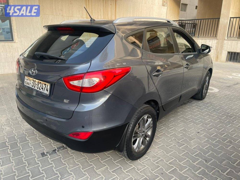 هيونداي توسان ٢٠١٦ بحاله ممتازه جدا ٢٠٠٠ سي سي عداد ١١٩ ألف5