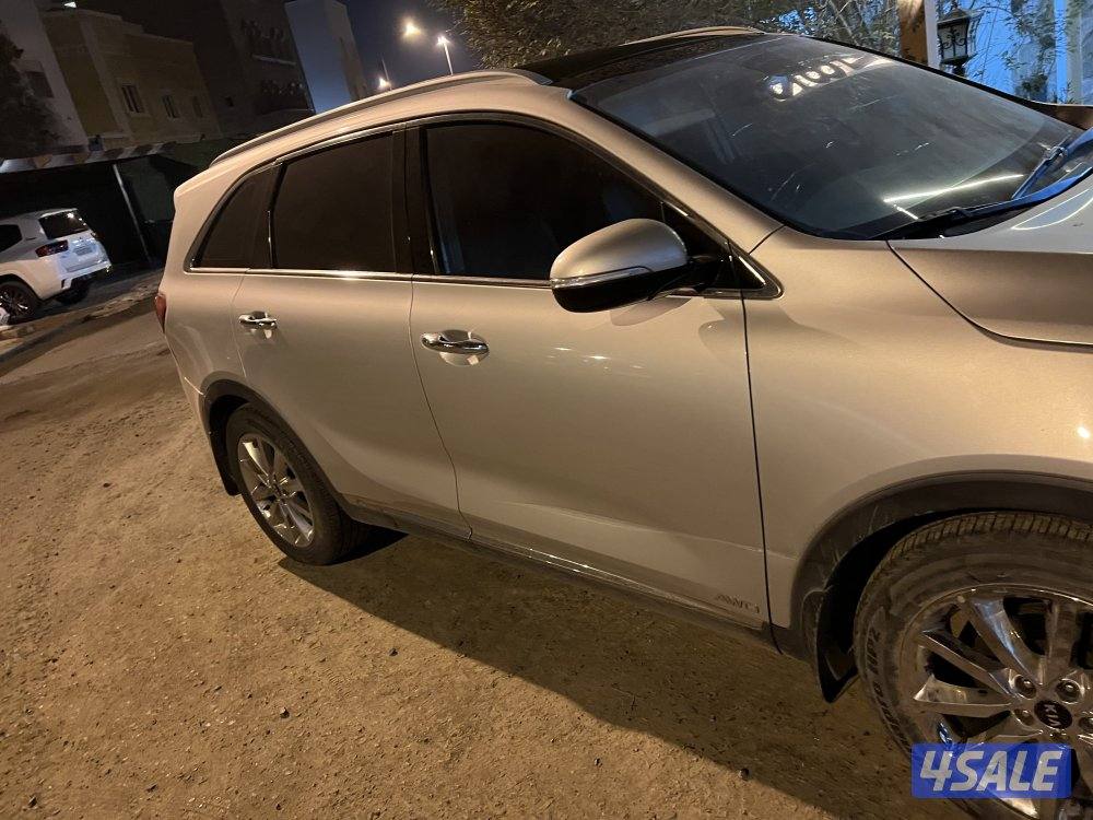 كيا سورينتو 2016 اعلى فئة1