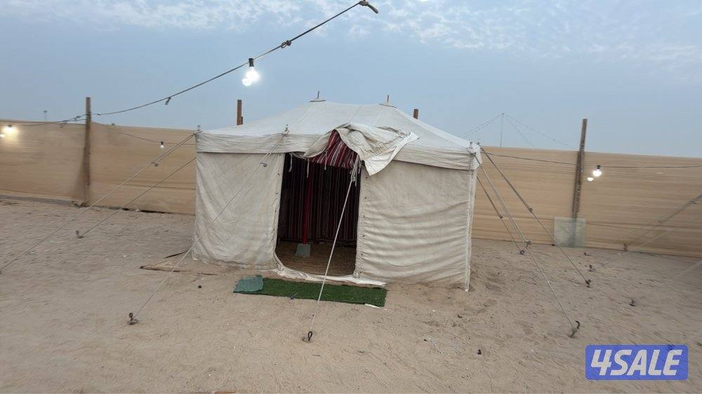 للإيجار مخيم مرتب وواسع أربع خيام وقعده شعبيه شغل vip11