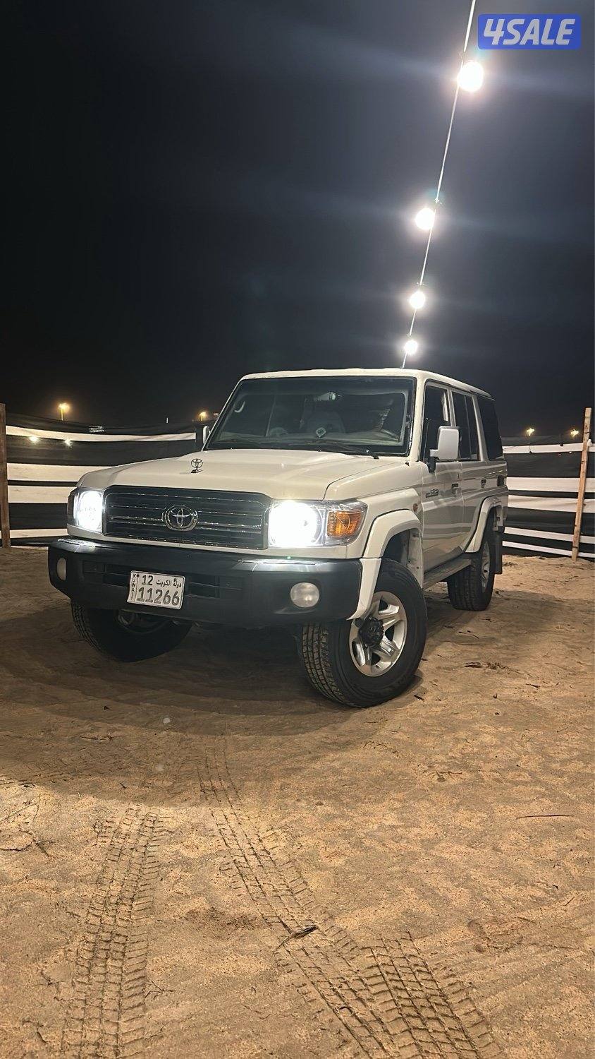 جيب تيوتا نص اربع بيبان1