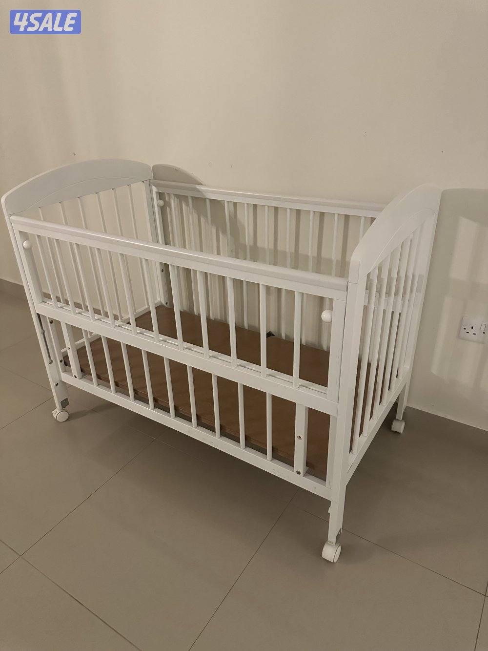 سرير اطفال0