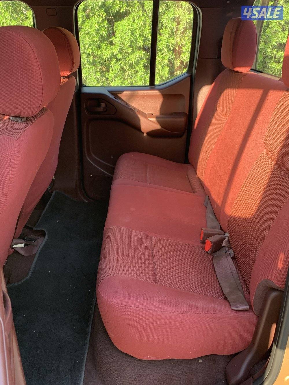 للبيع نيسان نافارا موديل 2008 قير عادي ماشي 316ألف5