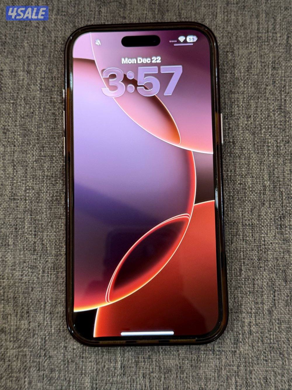 ايفون 16 برو ماكس بحاله ممتازه2