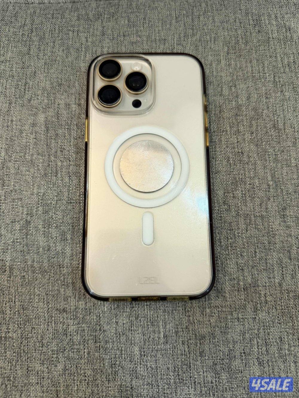 ايفون 16 برو ماكس بحاله ممتازه4