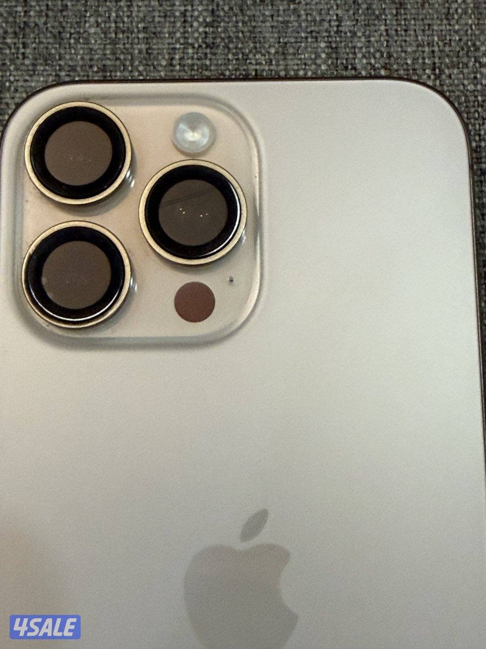 ايفون 16 برو ماكس بحاله ممتازه12