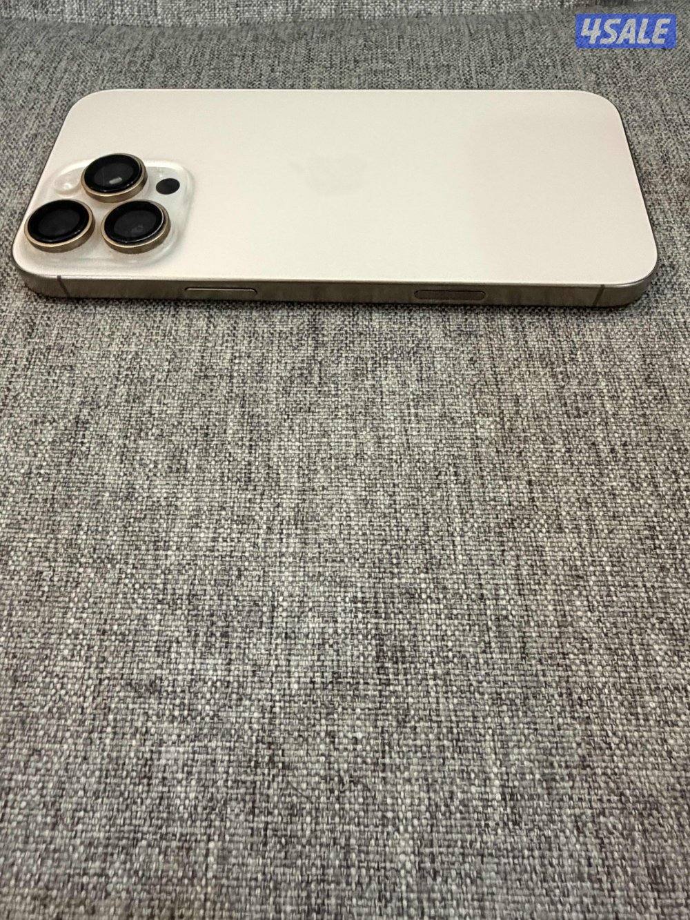 ايفون 16 برو ماكس بحاله ممتازه13