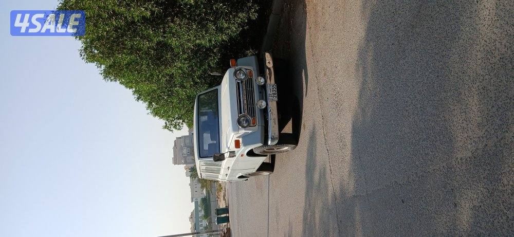 للبيع جيب تويوتا موديل 19723