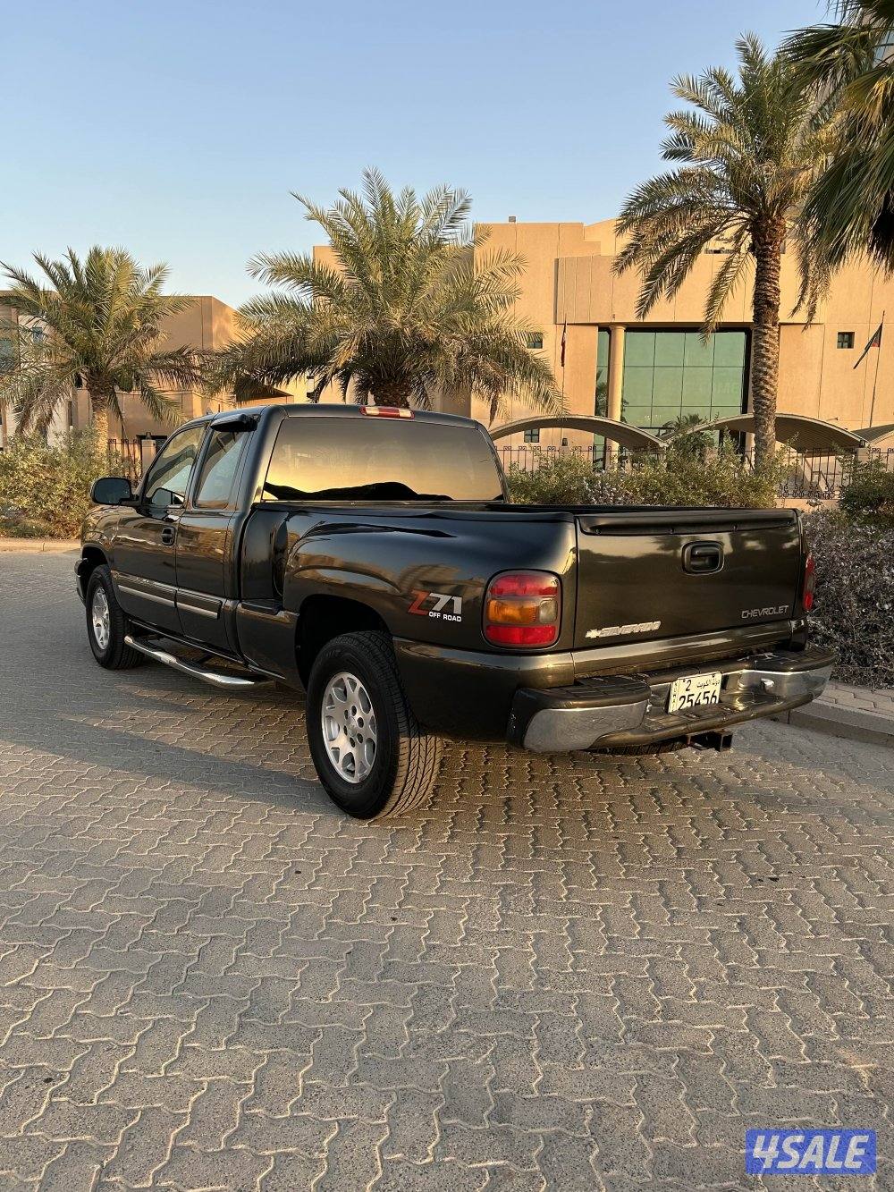 سلفرادو غماره ونص Z71 20032