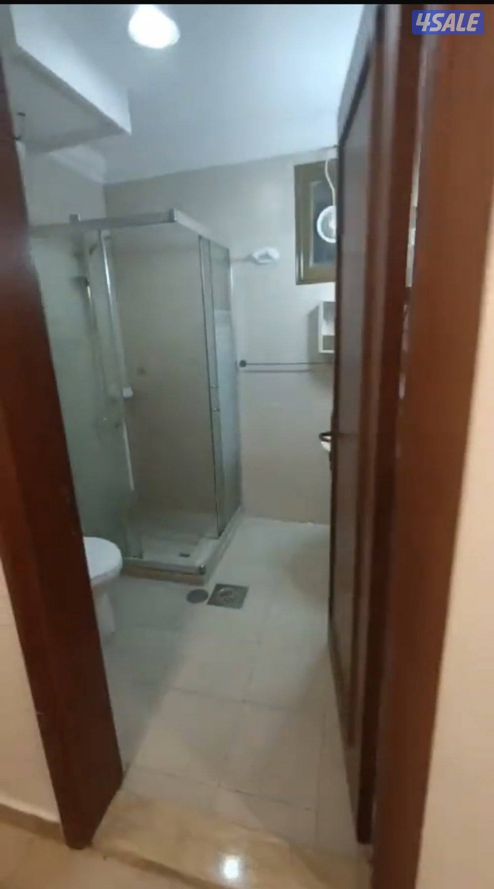 شقه للايجار السالميه ق3 غرفتين وصاله و3 حمام وغرفه1