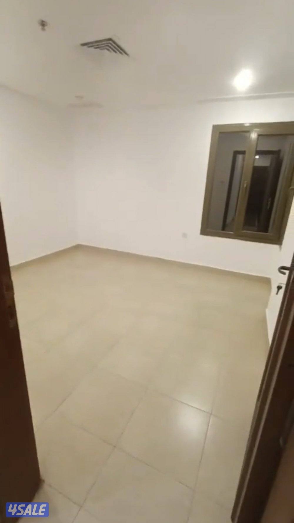 شقه للايجار السالميه ق3 غرفتين وصاله و3 حمام وغرفه7