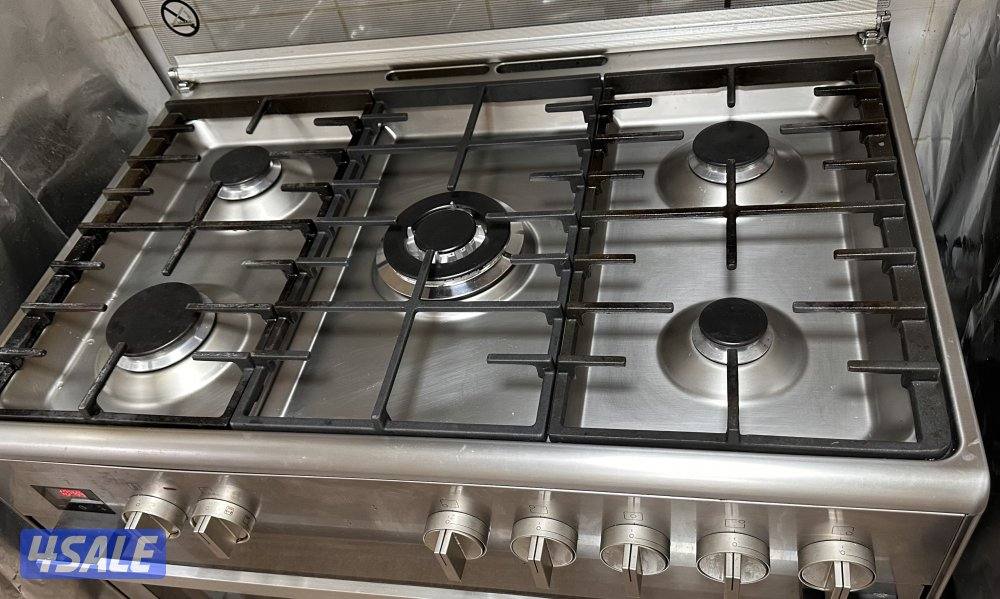 طباخ بوش شبه جديد لحق قبل يروح مطلوب. فرن كهربا وجوله غاز0