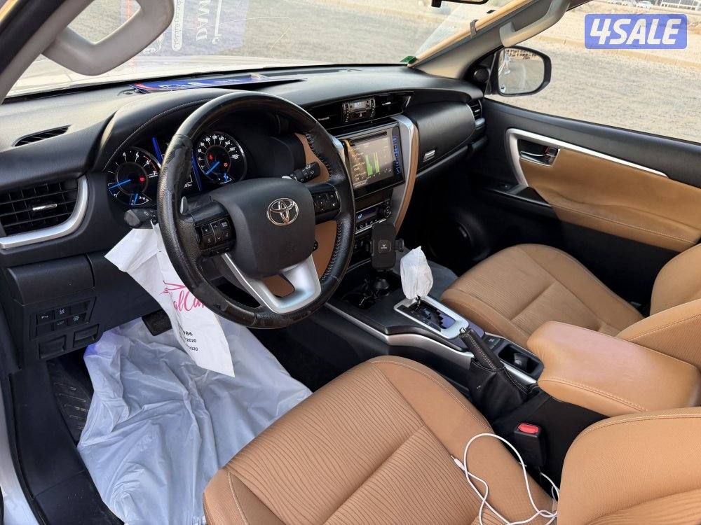 فورتنر 2017 سته سلندر دبل قير صبغ وكالة5