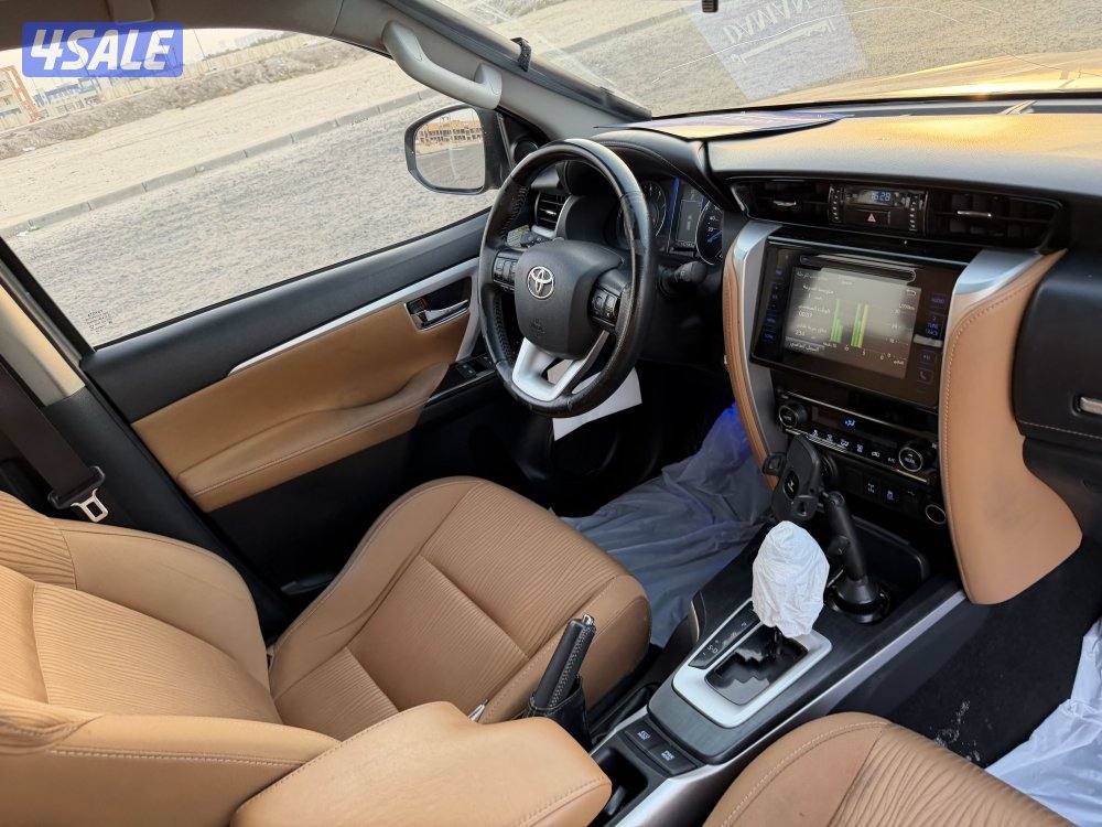 فورتنر 2017 سته سلندر دبل قير صبغ وكالة9