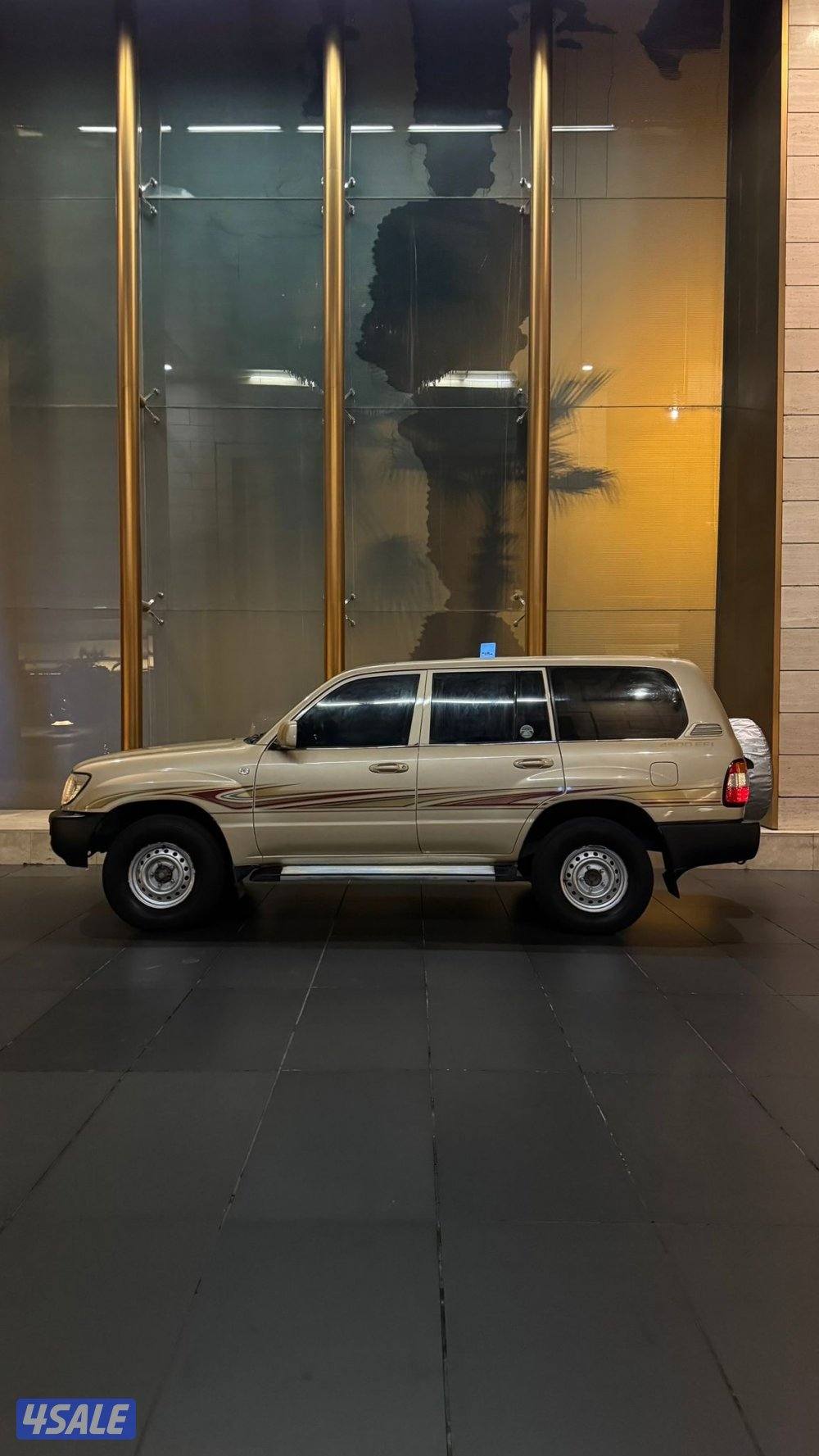 للبيع لاند 2003 جي اكس1