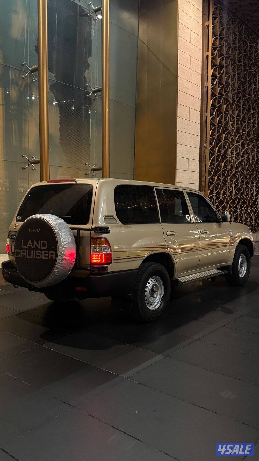 للبيع لاند 2003 جي اكس3