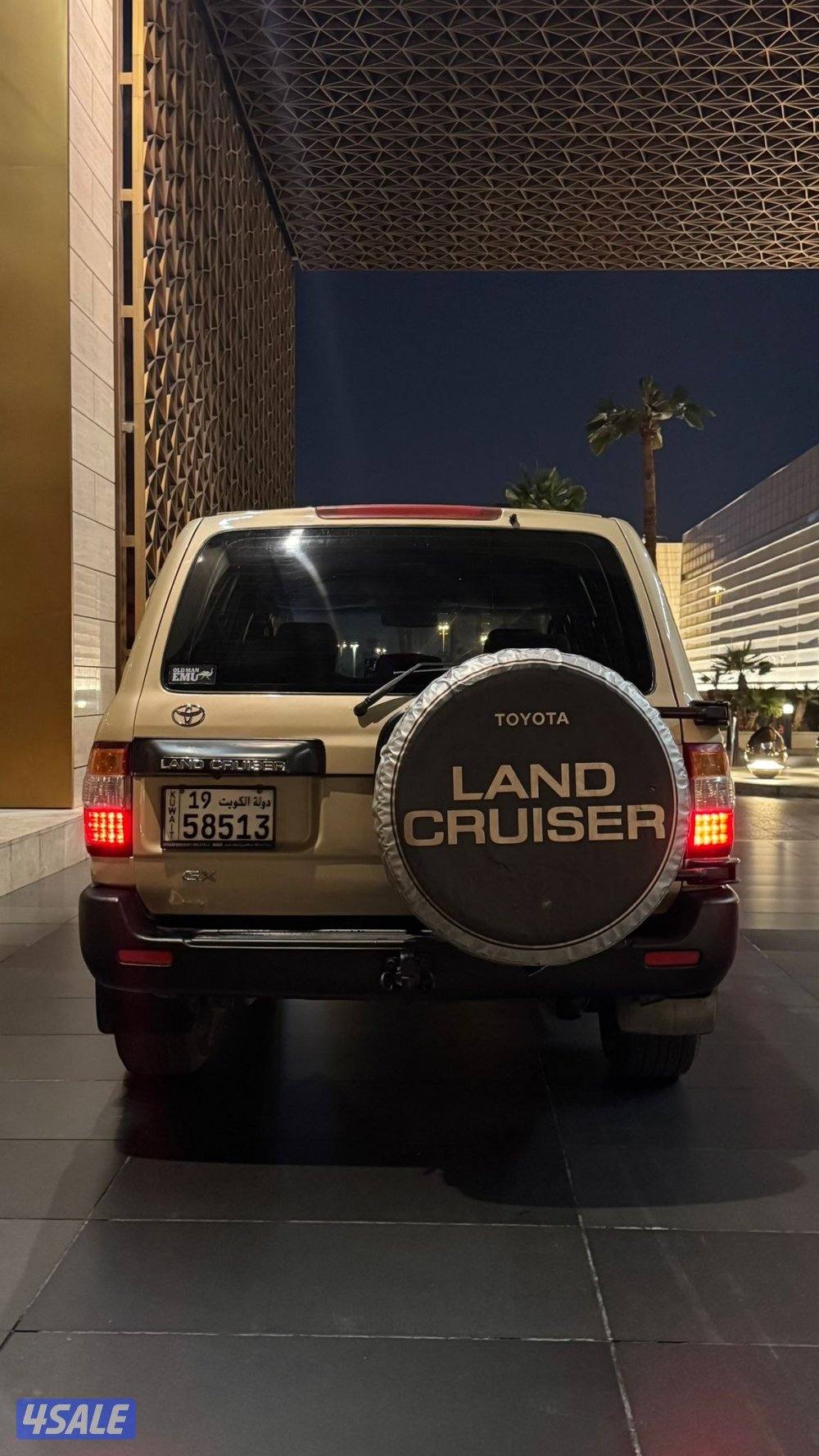 للبيع لاند 2003 جي اكس6