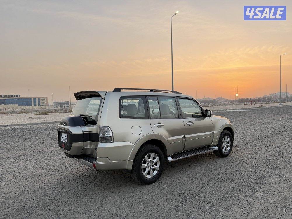 باجيرو 2018 عداد 120 فقط2