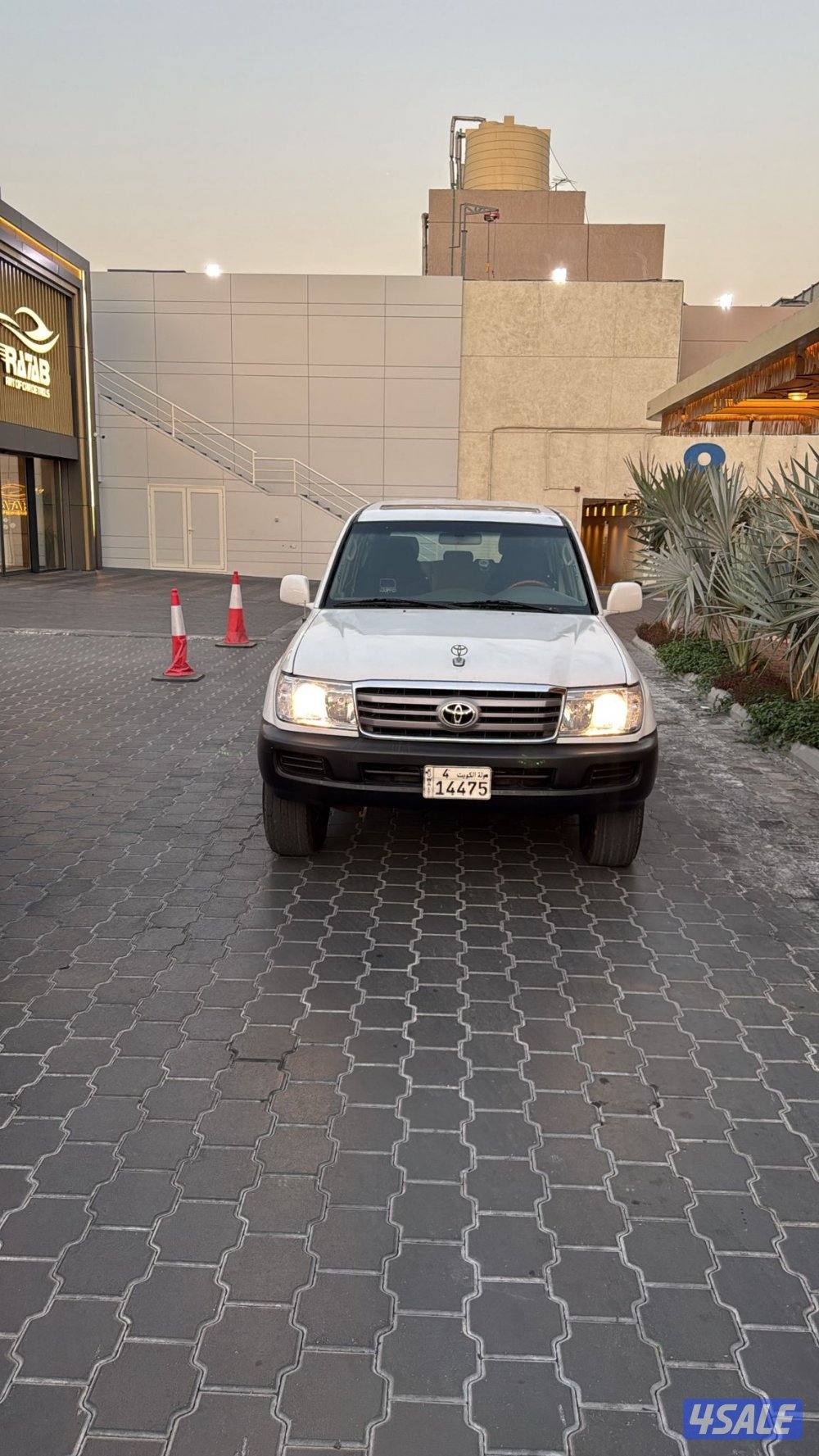 للبيع ٢٠٠٣1